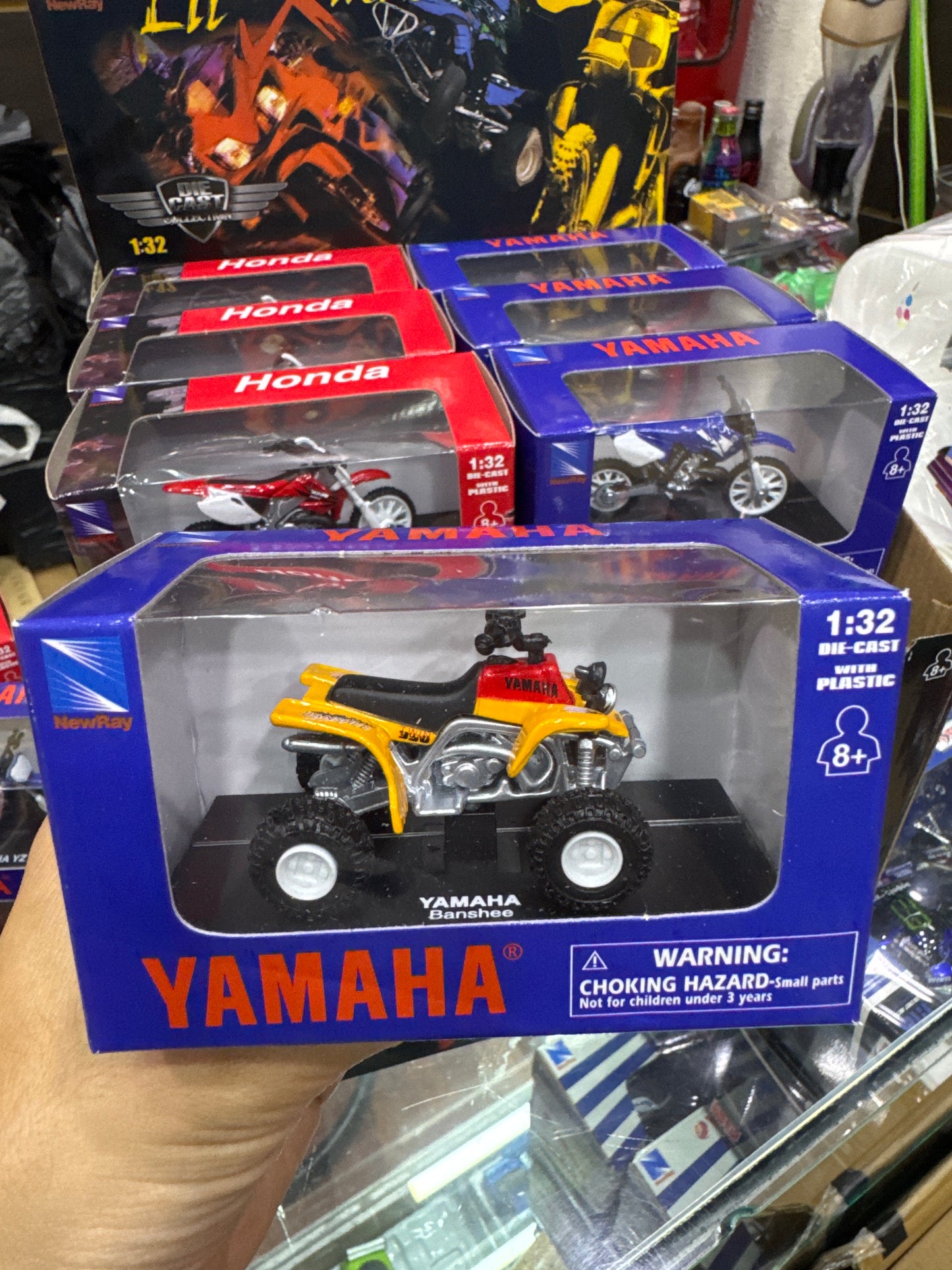 New Ray motocicletas y vehículos todoterreno 1:32 – Lil’Xtreme Display de 24 piezas