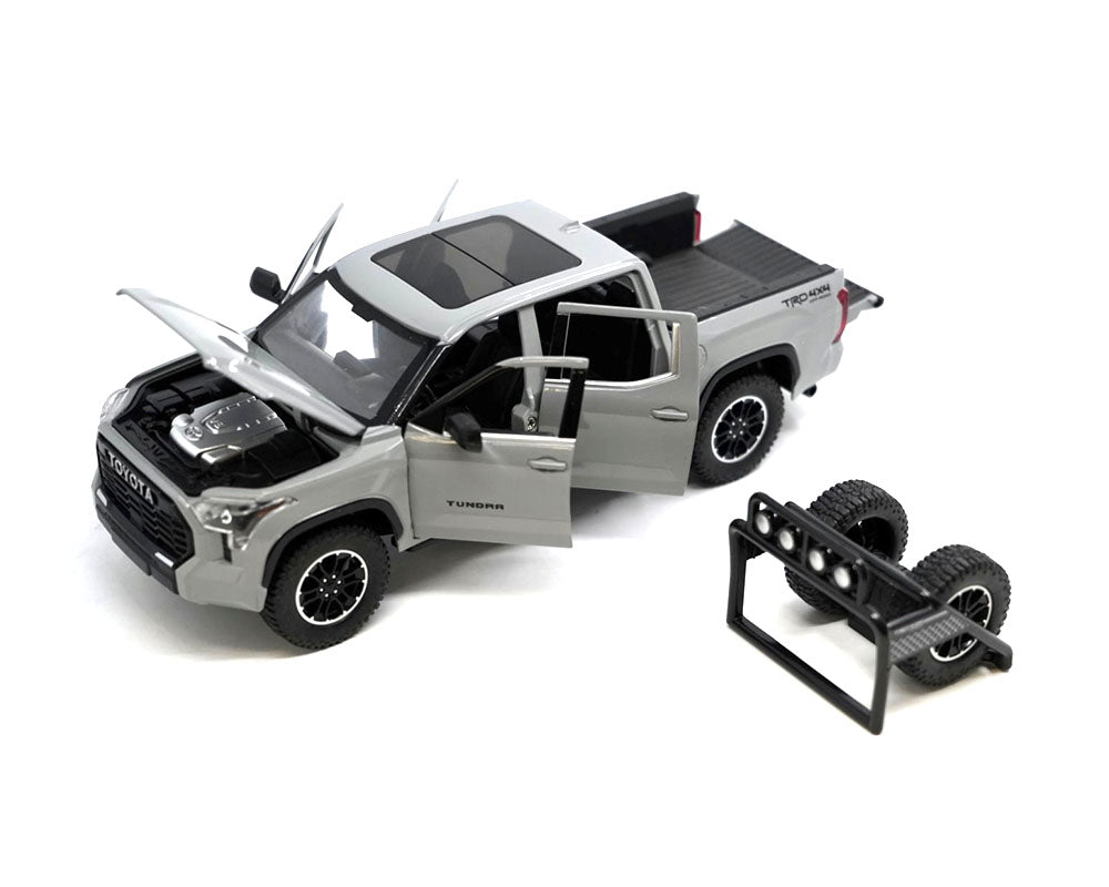 MiJo Exclusives 1:24 2023 Toyota Tundra TRD Off-Road 4×4 – Gris Cemento
